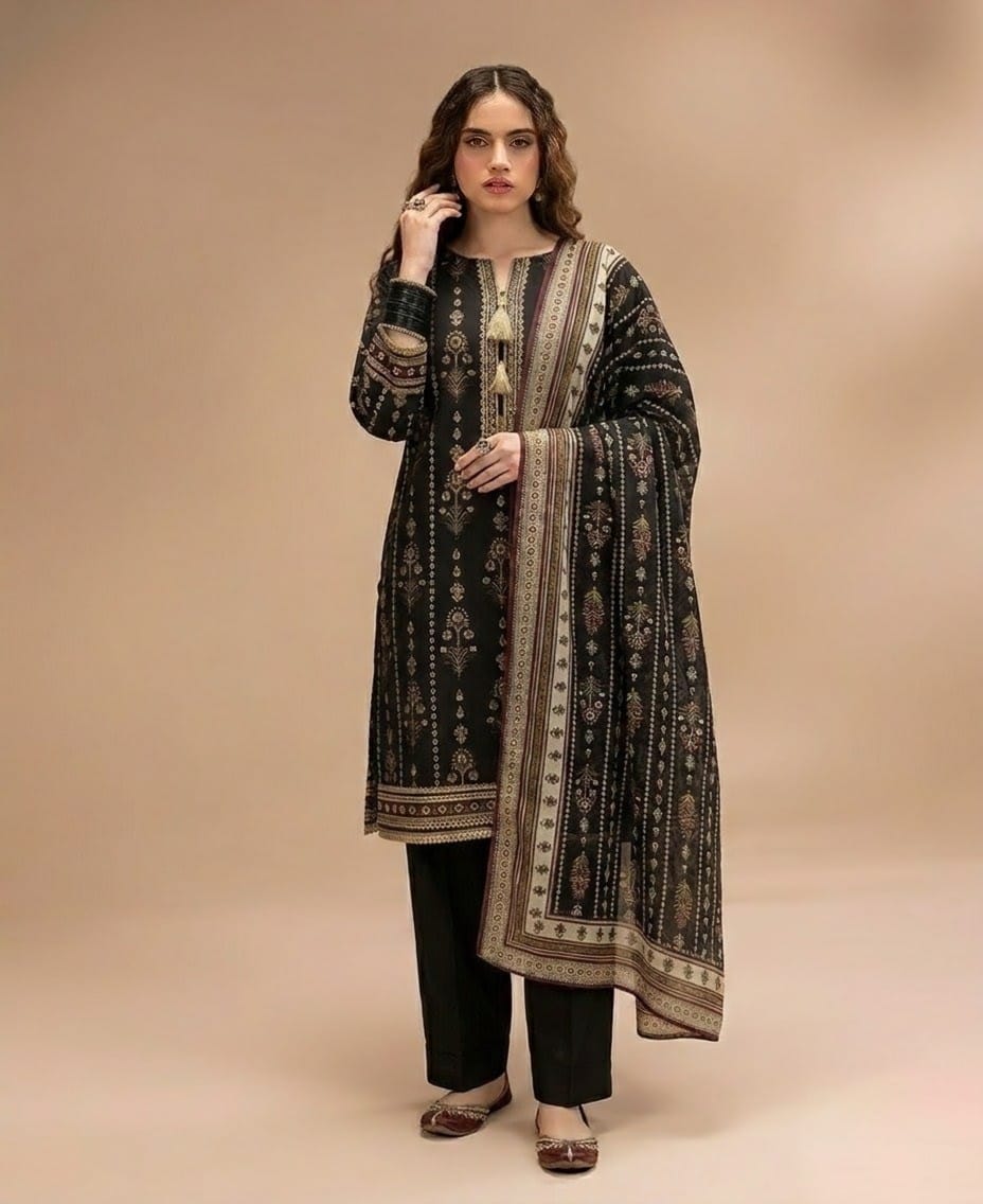 Midnight Elegance Printed Lawn 3 Piece Suit - Image 2