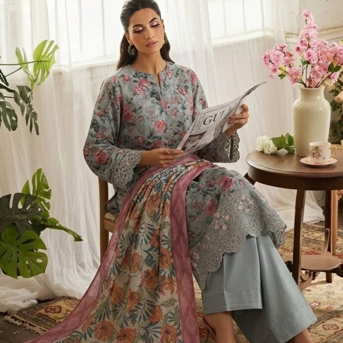 Floral Grace Printed Lawn 3 Piece Suit