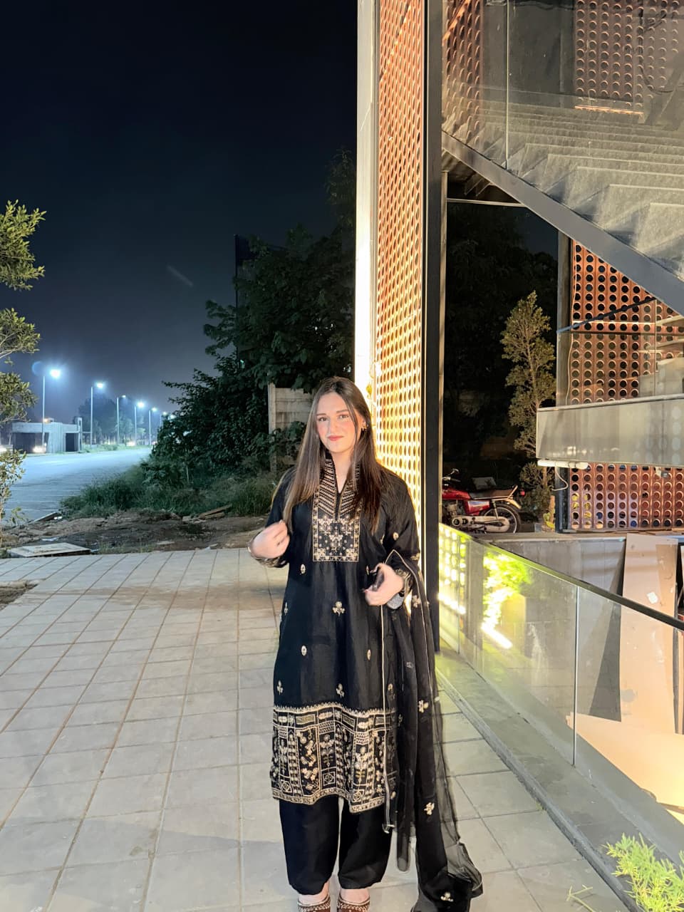 Evergreen Elegance – Premium Embroidered Cotton 3-Piece Suit