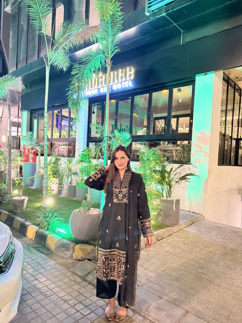 Evergreen Elegance – Premium Embroidered Cotton 3-Piece Suit - Image 2